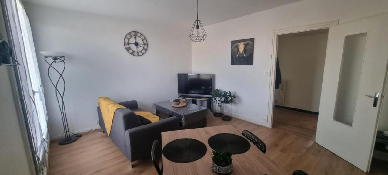 Appartamento Chez Toni Troyes Esterno foto