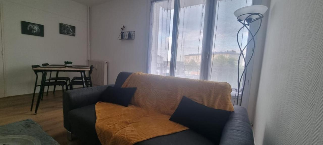 Appartamento Chez Toni Troyes Esterno foto